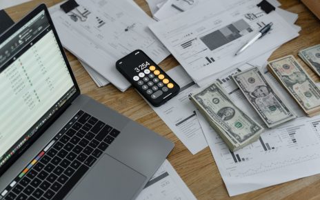 WWW Q2 2026 earnings